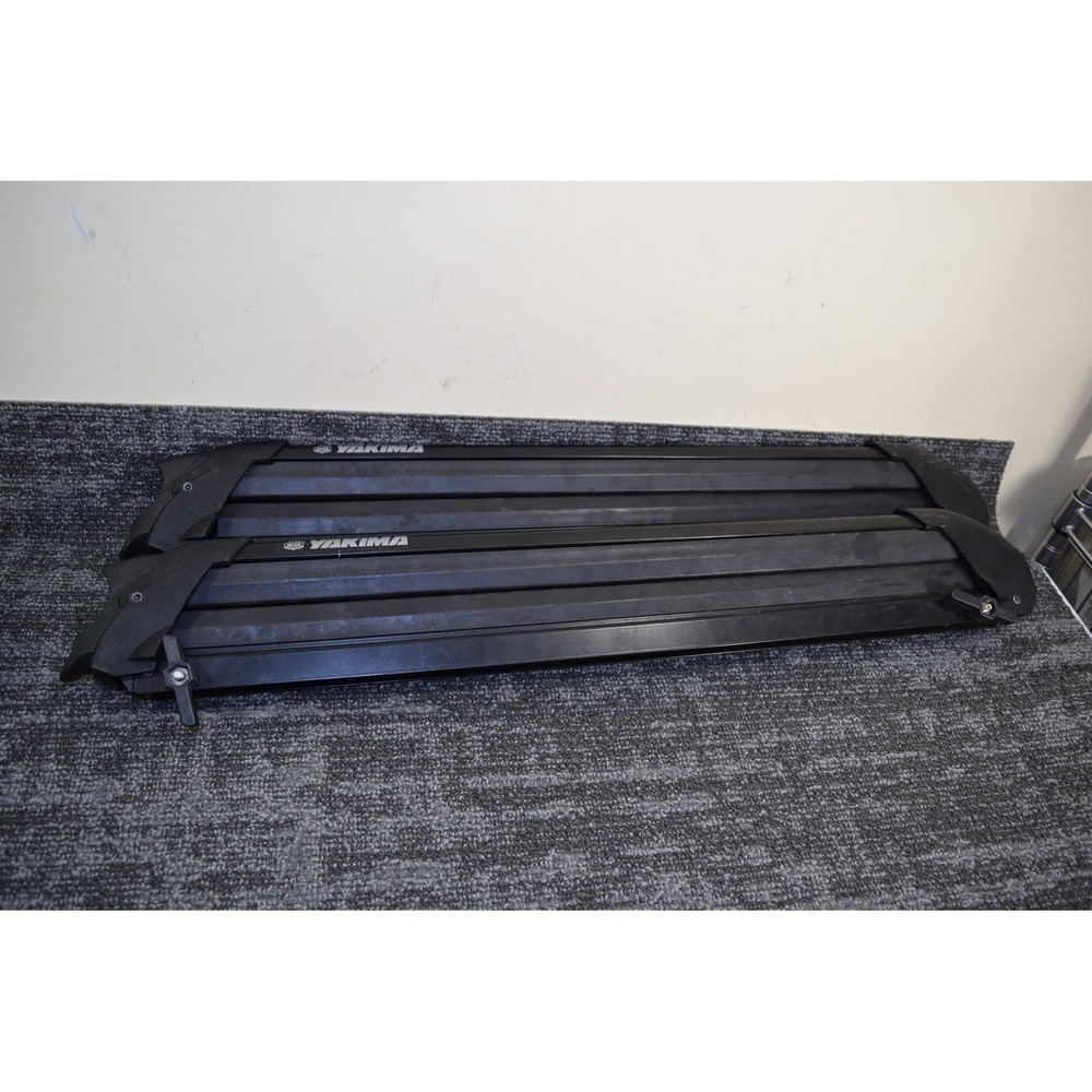 Yakima POWDERHOUND Snow Ski Snowboard Car Roof Rack PAIR